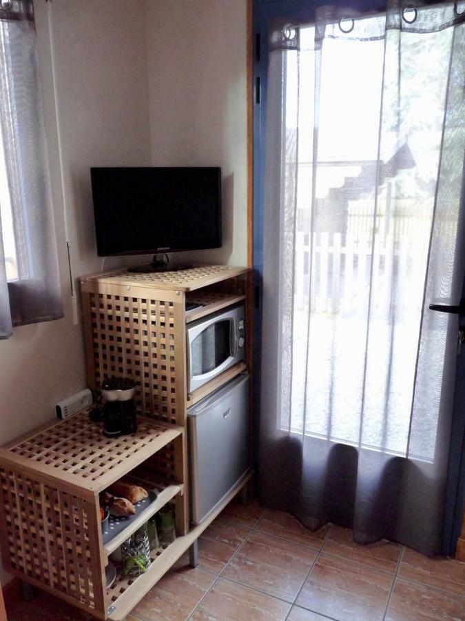 Suite A 800M De La Plage سان - لونيه المظهر الخارجي الصورة